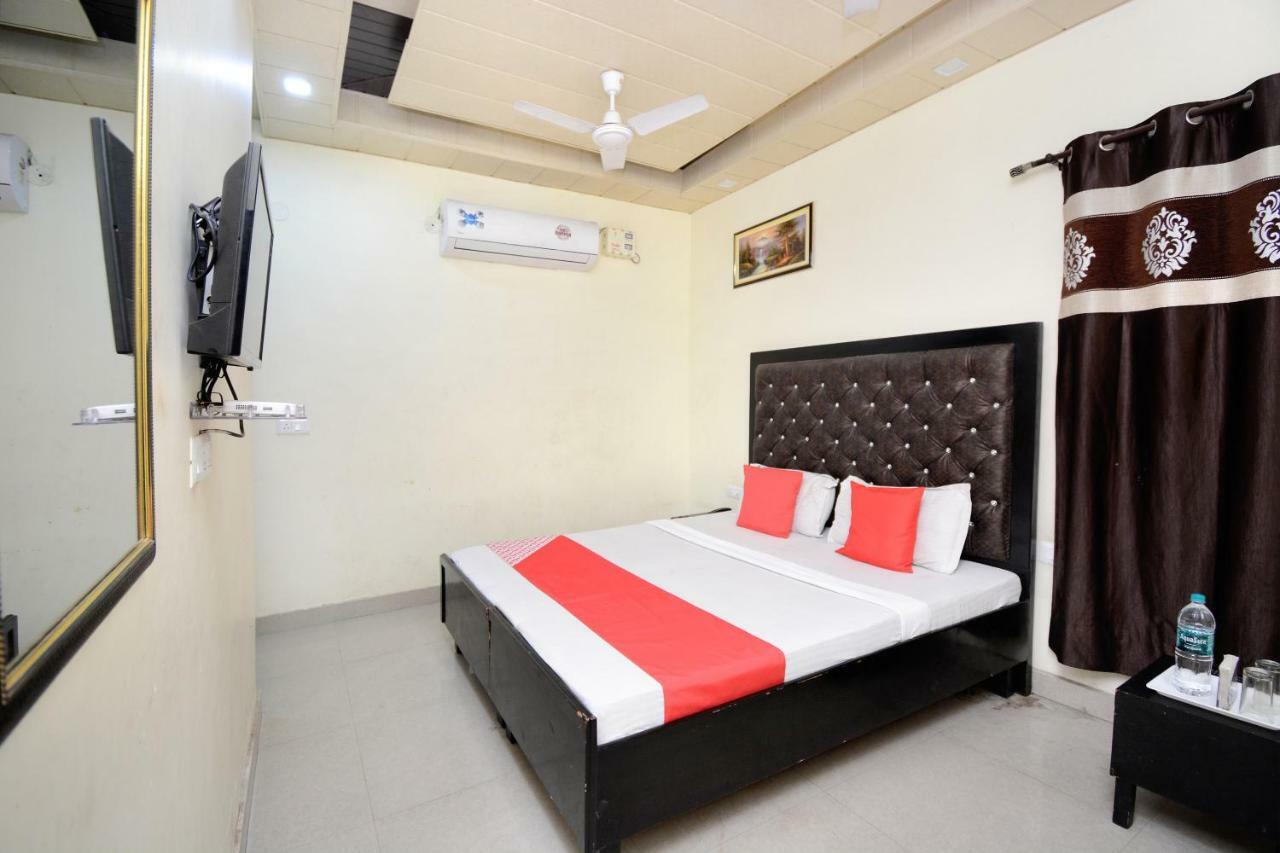 Oyo 29409 Hotel Best Sleep Inn Jalandhar Bagian luar foto