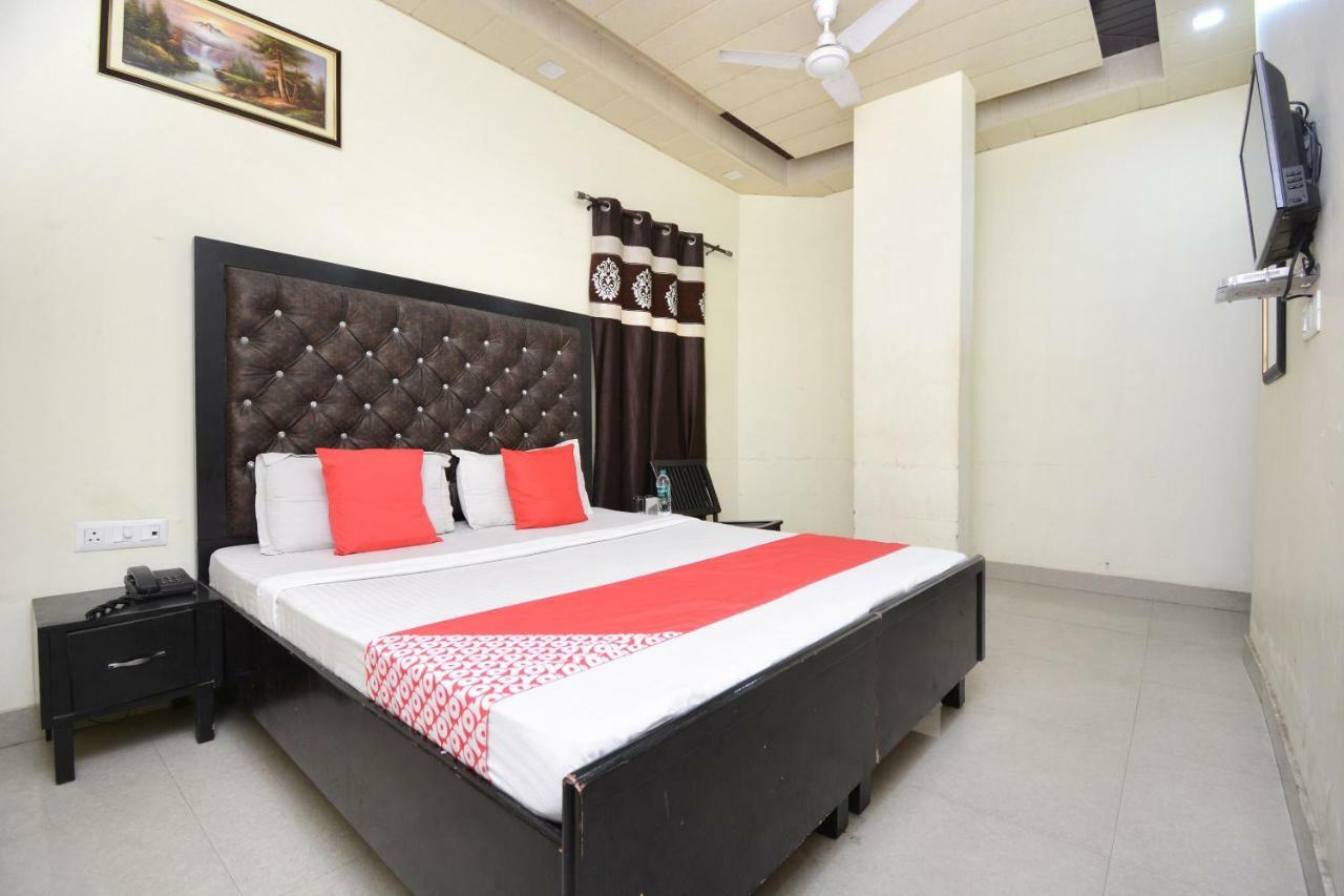 Oyo 29409 Hotel Best Sleep Inn Jalandhar Bagian luar foto
